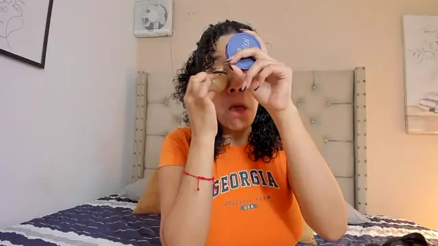 vanesasexyhot21 online show from 04-03-26, 02:20