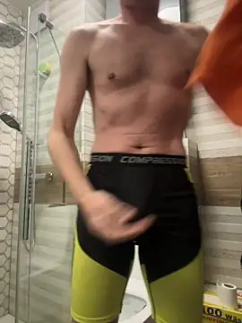 Snapshot of WAW_PL chatting on 10-16-25, 01:45 WAW PL online show from 10-16-25, 01:45