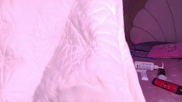 aisha sh online show from 05-11-26, 02:45