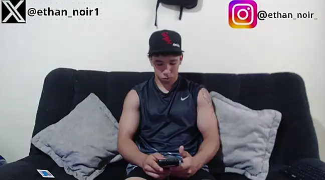 ethan noir online show from 03-18-25, 01:31