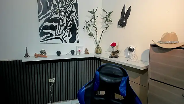 Daemon21 online show from 01-18-26, 07:39