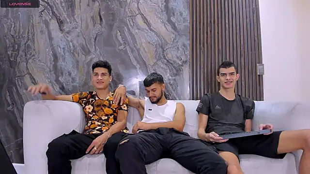 hot day online show from 12-15-24, 08:36