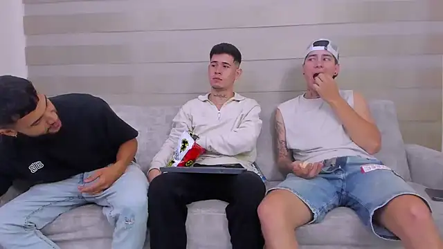 hot day online show from 03-14-25, 06:53