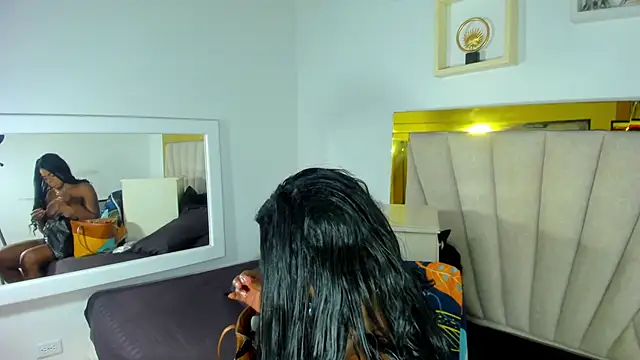 Snapshot of Evelonga_707 chatting on 03-03-25, 07:06 Evelonga 707 online show from 03-03-25, 07:06