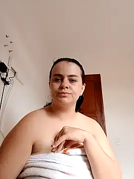 Snapshot of Im_Amelia chatting on 02-13-25, 08:24 Im Amelia online show from 02-13-25, 08:24