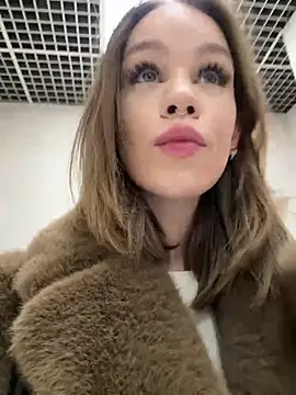 Snapshot of Street_young chatting on 03-06-25, 12:52 Street young online show from 03-06-25, 12:52