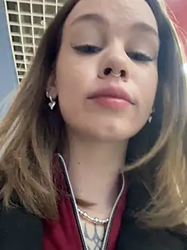 Snapshot of Street_young chatting on 03-16-25, 11:38 Street young online show from 03-16-25, 11:38