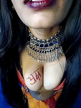 Savita hotmom online show from 02-13-26, 06:15