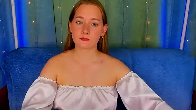 Snapshot of AlinaVice chatting on 06-05-26, 01:12 AlinaVice online show from 06-05-26, 01:12