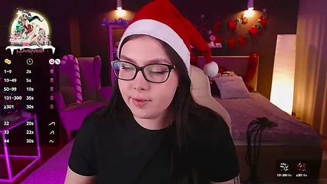 Snapshot of Arizonaa_Muse chatting on 12-23-24, 12:30 Arizonaa Muse online show from 12-23-24, 12:30