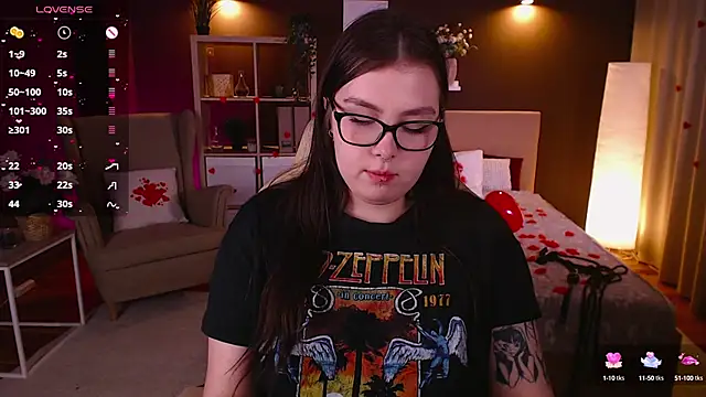 Snapshot of Arizonaa_Muse chatting on 02-12-25, 06:30 Arizonaa Muse online show from 02-12-25, 06:30