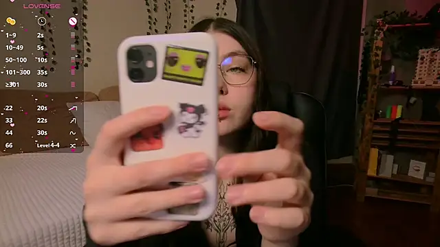 Snapshot of Arizonaa_Muse chatting on 10-08-25, 01:36 Arizonaa Muse online show from 10-08-25, 01:36