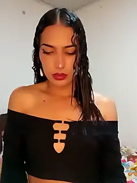 Lanna hott  online show from 01-20-25, 06:53