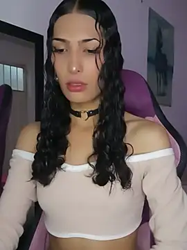 Lanna hott  online show from 06-10-26, 07:57