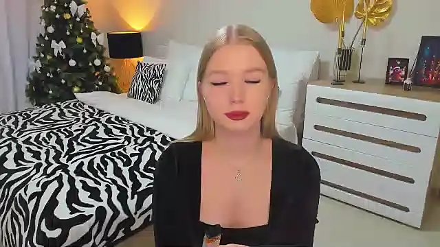 shy  lady online show from 01-13-25, 12:41