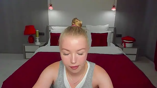 shy  lady online show from 07-12-26, 11:34