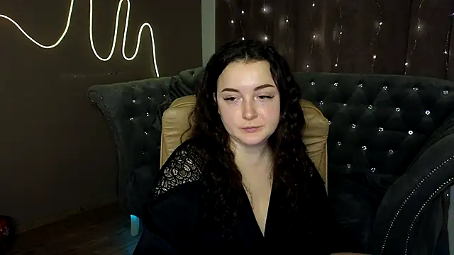 GloriNichols online show from 01-09-25, 01:24