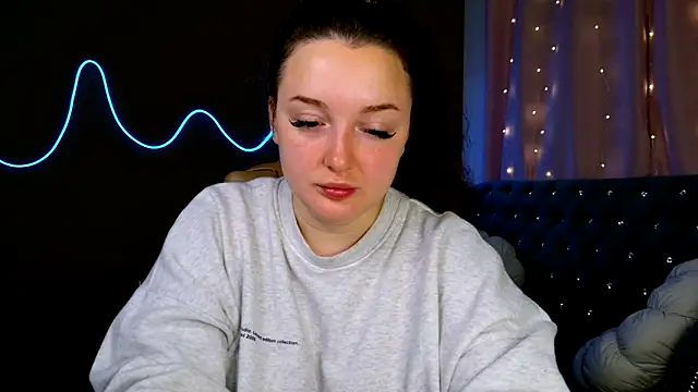 GloriNichols online show from 09-28-25, 05:24