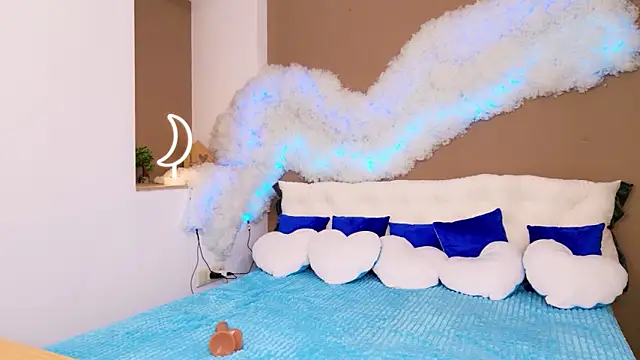 GloriNichols online show from 11-03-25, 06:25