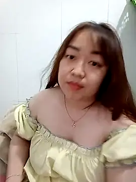 VyOanh2K online show from 02-18-25, 04:37