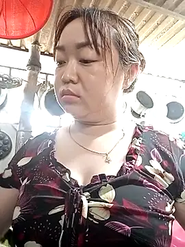 VyOanh2K online show from 02-19-25, 06:11