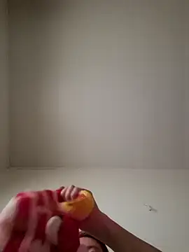 Snapshot of Susu204 chatting on 12-05-24, 04:53 Susu204 online show from 12-05-24, 04:53