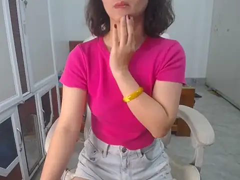 Snapshot of Susu204 chatting on 02-02-25, 02:17 Susu204 online show from 02-02-25, 02:17