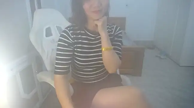 Snapshot of Susu204 chatting on 03-02-25, 05:23 Susu204 online show from 03-02-25, 05:23