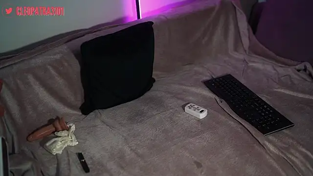 Cleopatra3101 online show from 02-26-25, 01:19