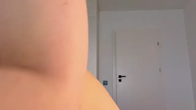 Cleopatra3101 online show from 04-22-26, 09:11