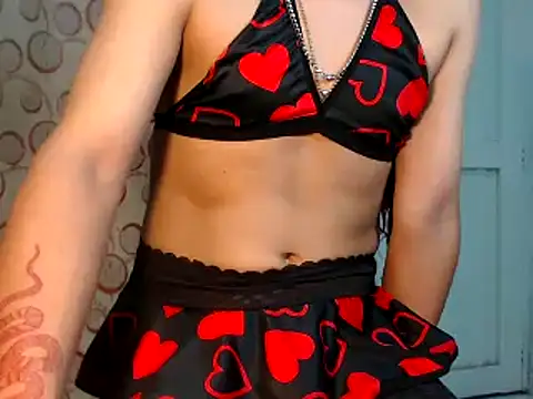 Snapshot of KristalTsXXX chatting on 12-30-24, 10:34 KristalTsXXX online show from 12-30-24, 10:34