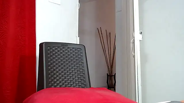 Snapshot of KristalTsXXX chatting on 01-27-25, 02:57 KristalTsXXX online show from 01-27-25, 02:57