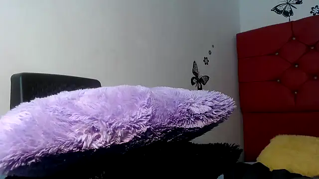 Snapshot of KristalTsXXX chatting on 02-04-25, 06:27 KristalTsXXX online show from 02-04-25, 06:27