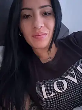 Sara luna  online show from 12-11-24, 05:48