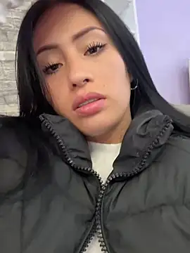 Sara luna  online show from 12-14-24, 03:25