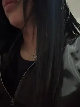 Sara luna  online show from 03-03-25, 04:56