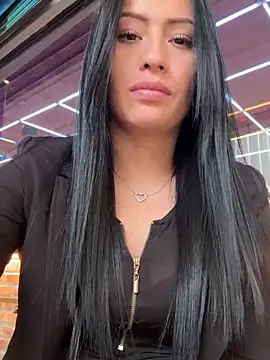 Sara luna  online show from 03-18-25, 05:53