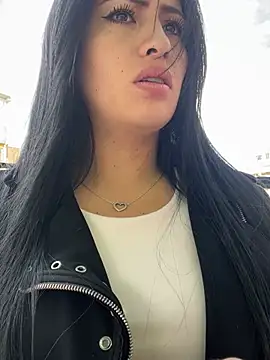 Snapshot of Sara_luna_ chatting on 07-10-26, 01:58 Sara luna online show from 07-10-26, 01:58