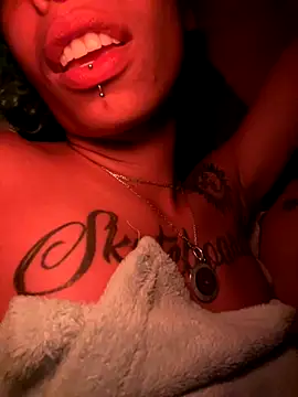 Snapshot of sammoura01 chatting on 09-11-25, 02:44 sammoura01 online show from 09-11-25, 02:44