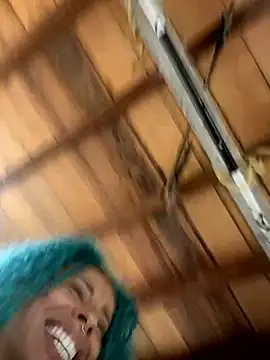 Snapshot of sammoura01 chatting on 11-17-25, 11:49 sammoura01 online show from 11-17-25, 11:49