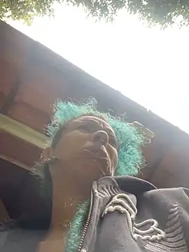 Snapshot of sammoura01 chatting on 02-16-26, 01:51 sammoura01 online show from 02-16-26, 01:51