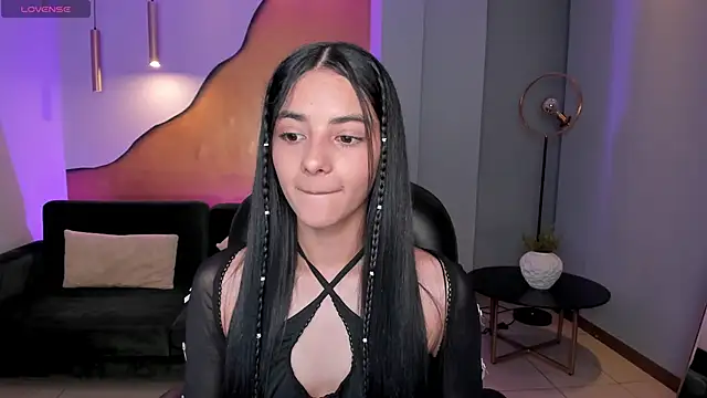 Snapshot of HannahJamesX chatting on 01-21-25, 07:17 HannahJamesX online show from 01-21-25, 07:17