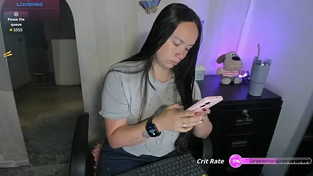 milysauria1 online show from 05-17-26, 12:23