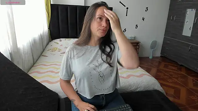 milysauria1 online show from 07-27-26, 12:56