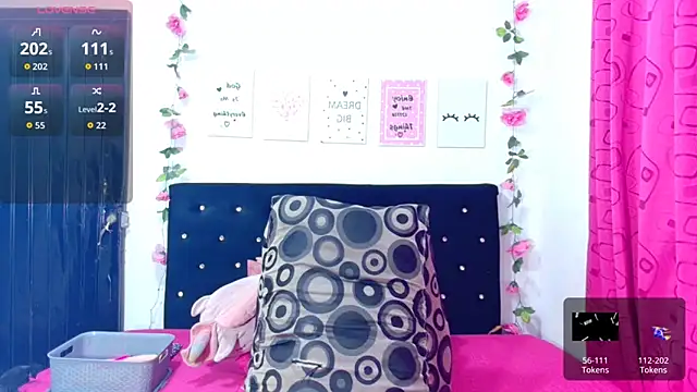 CiaraEbony online show from 10-21-25, 12:22