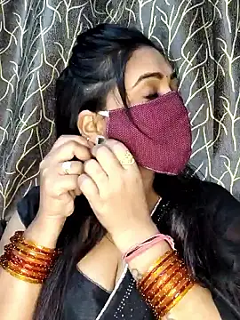 Snapshot of Monalisha_G chatting on 05-29-26, 06:50 Monalisha G online show from 05-29-26, 06:50