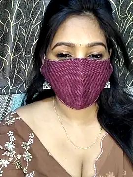 Snapshot of Monalisha_G chatting on 06-06-26, 12:32 Monalisha G online show from 06-06-26, 12:32