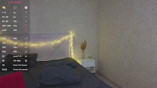 Snapshot of Catherine_River chatting on 01-29-25, 04:08 Catherine River online show from 01-29-25, 04:08