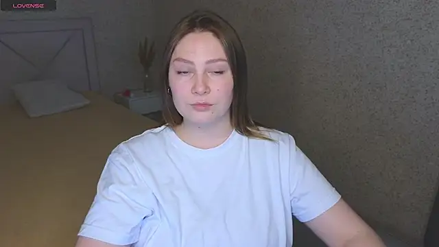 Snapshot of Catherine_River chatting on 03-01-25, 12:23 Catherine River online show from 03-01-25, 12:23