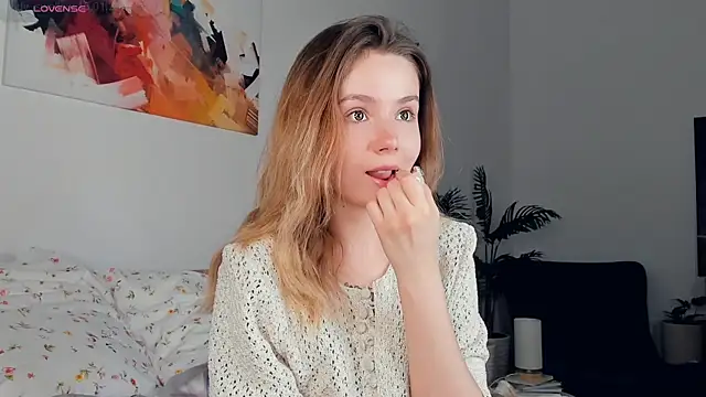 Snapshot of DominikaElis chatting on 01-16-25, 01:48 DominikaElis online show from 01-16-25, 01:48